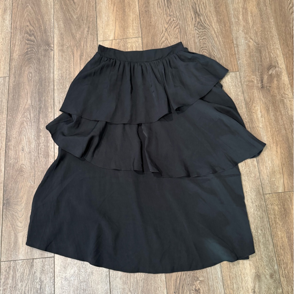 Very J Black Gathered Ruffle Skirt